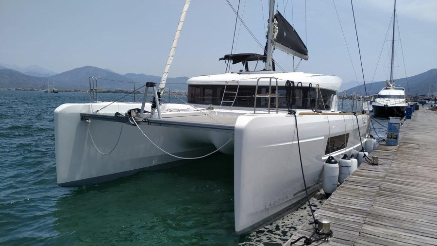 Photo #1 - Lagoon 40 - 4 cab. (Leo) in Ece Saray Marina Resort - 30837