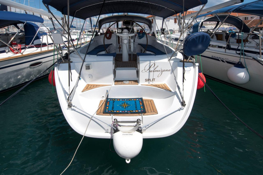 Photo #1 - Sun Odyssey 42.2 Exclusive - 3 cab. (Palmizana) in ACI Marina - 31062
