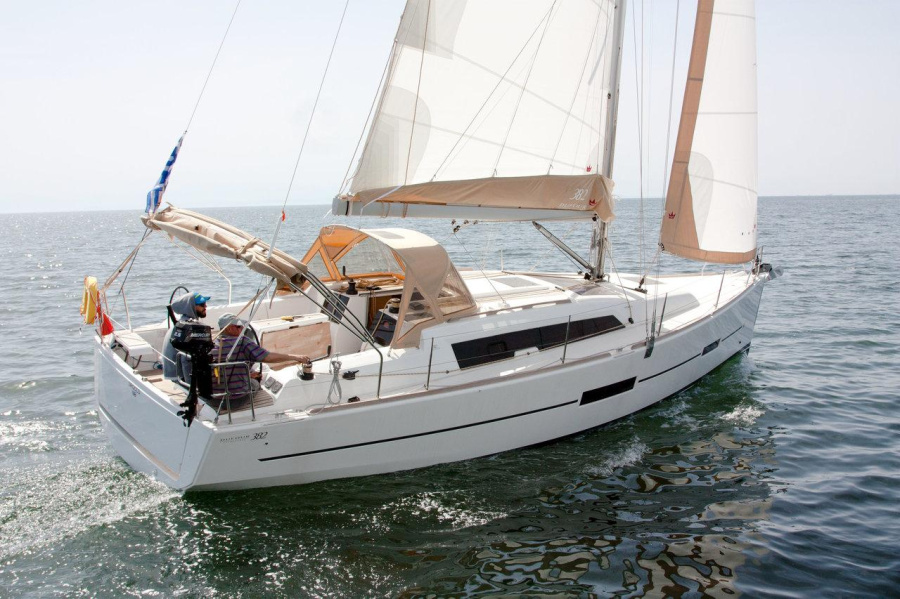 Photo #1 - Dufour 382 GL (Siroko) in  - 31151