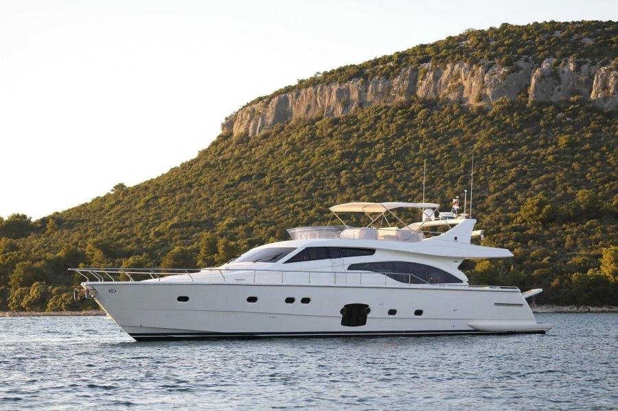 Photo #1 - Ferretti Yachts 681 (Dominique) en ACI Marina - 31211