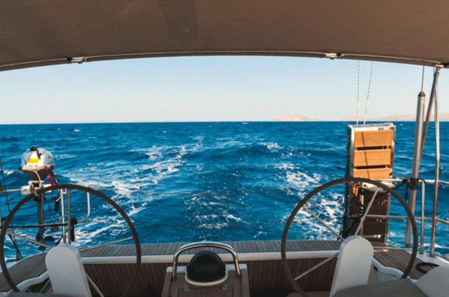 Photo #1 - Bavaria Cruiser 46 - 4 cab. (Ioli) in s, Alimos marina - 31267