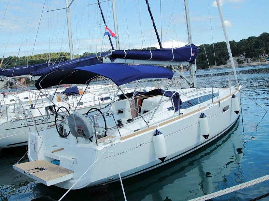 Photo #1 - Sun Odyssey 349 (Siberia) en Rogač (Šolta) - 31322