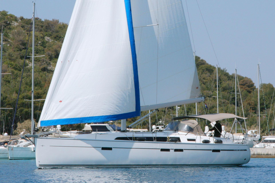 Photo #1 - Bavaria Cruiser 46 - 4 cab. (Blizzard) in Marina Frapa - 31327