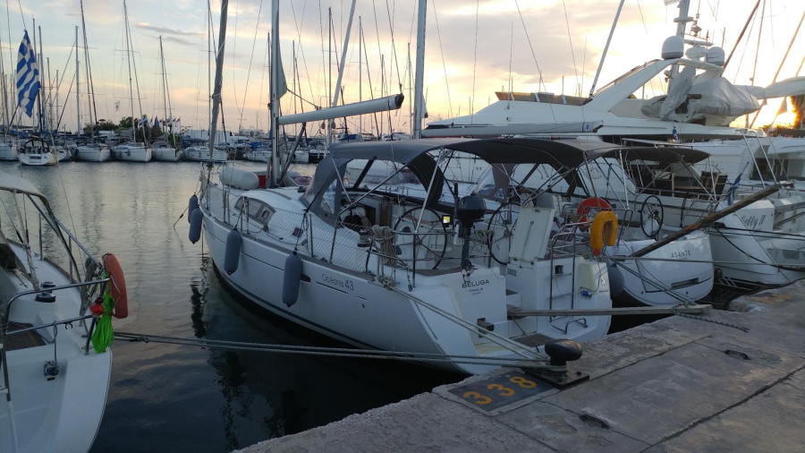 Photo #1 - Oceanis 43 (Beluga) en Athens, Kalympaki marina - 31346