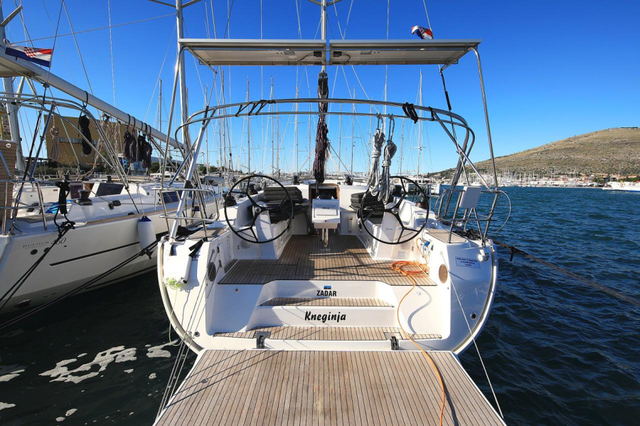 Photo #1 - Bavaria Cruiser 46 - 4 cab. (Kneginja) in Marina Kornati - 31441