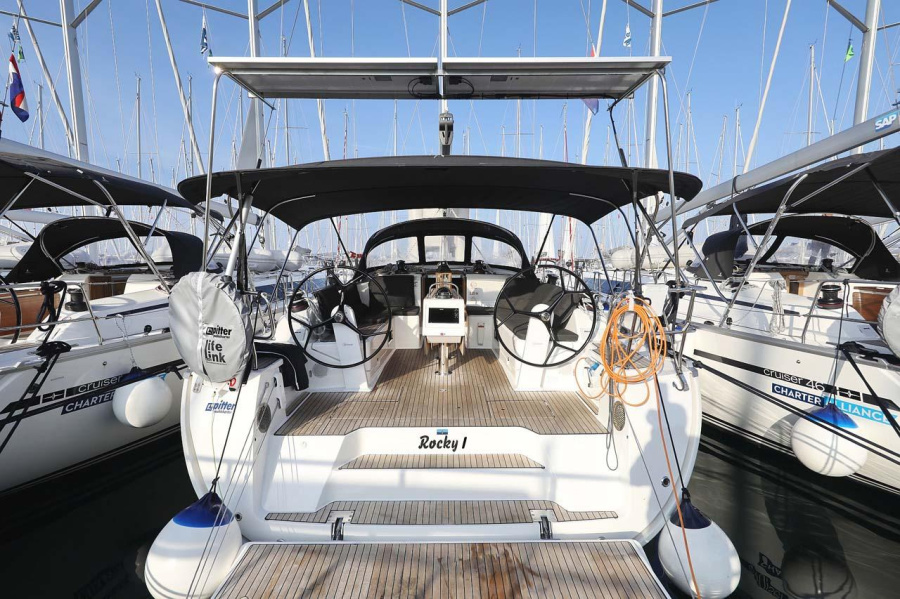 Photo #1 - Bavaria Cruiser 46 - 4 cab. (Rocky I) in Marina (ex.SCT) - 31446