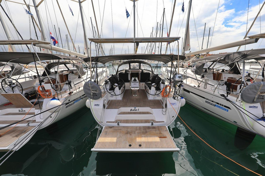 Photo #1 - Bavaria Cruiser 46 - 4 cab. (Aiolos I) in Marina Kornati - 31450