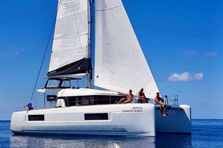Photo #1 - Lagoon 40 - 4 + 2 cab (Sound of Silence) in Marina Mandalina - 31464