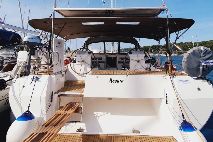 Photo #1 - Bavaria C50 Style - 4 + 1 cab. (Novara) in Marina Polesana - 31569