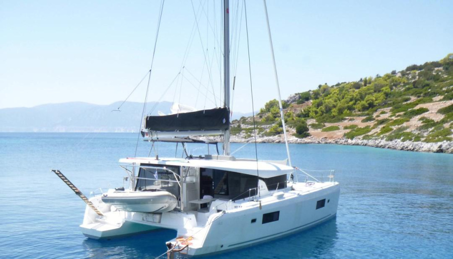Photo #1 - Lagoon 42 - 4 + 2 cab. (Alexandros) in Athens, Alimos marina - 31777