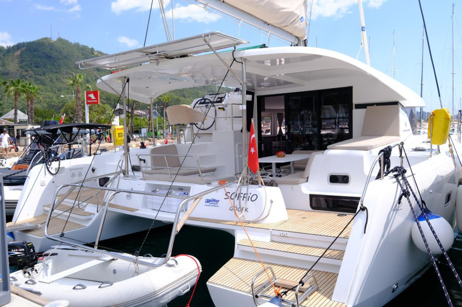Photo #1 - Lagoon 42 - 4 cab. (Soffio) en Göcek - 31938