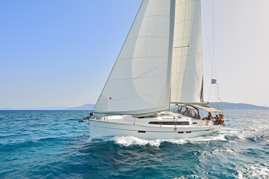 Photo #1 - Bavaria Cruiser 46 - 4 cab. (Nereus) in Main Port - 32037