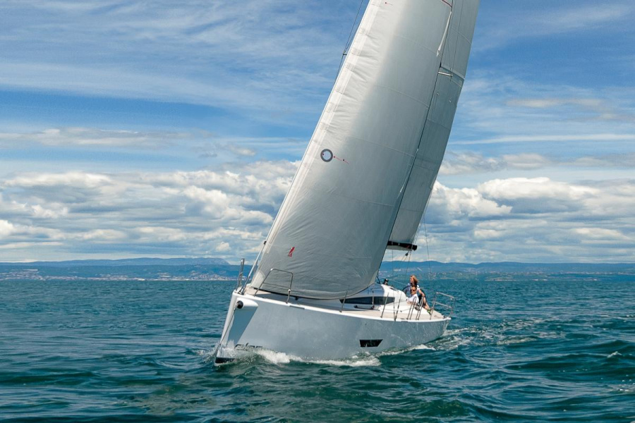 Photo #1 - Elan E5 (Elaya) in Marina Kornati - 32040