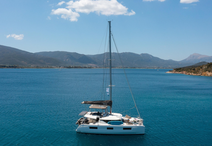 Photo #1 - Lagoon 46 - 4 + 2 cab. (El Marita) in Lefkas, D-Marin - 32143