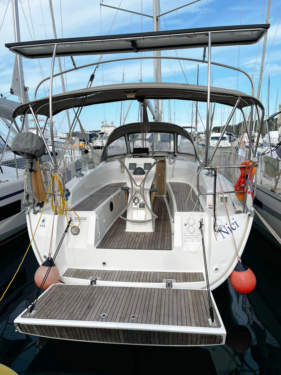 Photo #1 - Bavaria Cruiser 32 (Nici) en Marina - 32330