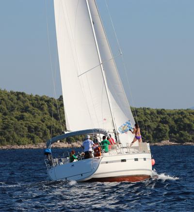 Photo #1 - Bavaria Cruiser 40 (Inipi) en Marina - 32379
