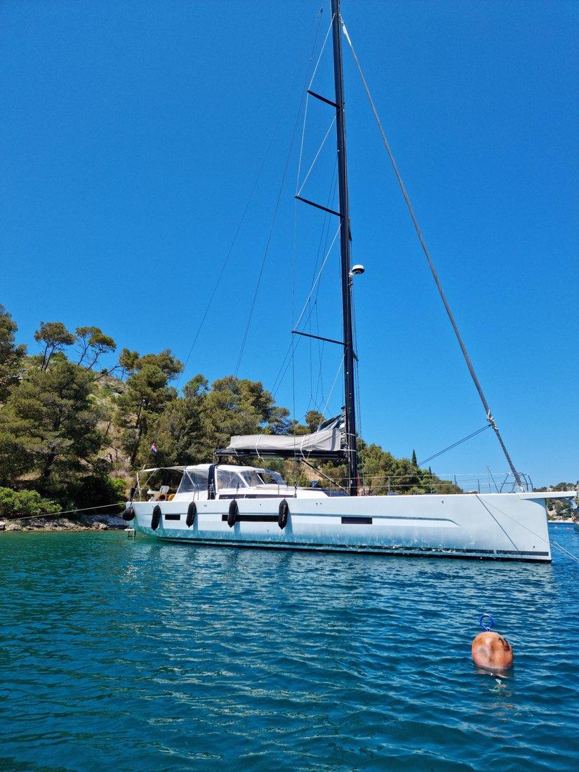 Photo #1 - Dufour Exclusive 63 - 4 + 1 cab. (Bahia Feliz V) in Marina Kremik - 32405