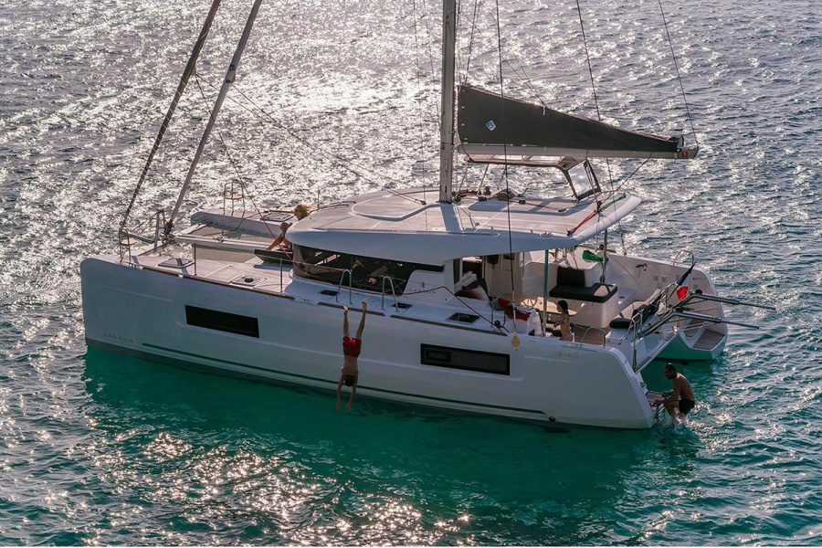 Photo #1 - Lagoon 40 - 3 + 2 cab (The Dove) in Komolac, ACI Marina - 32507
