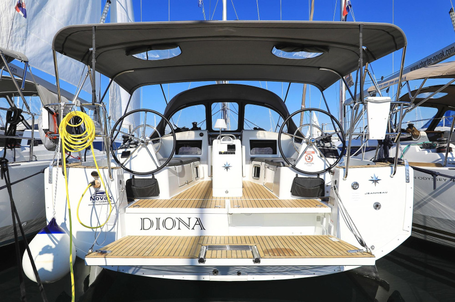 Photo #1 - Sun Odyssey 410 - 3 cab. (Diona) in Marina Kornati - 32602