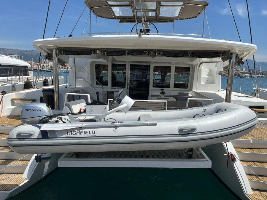 Photo #1 - Lagoon 52 - 5 + 2 cab. (Adriatic Star) en ACI Marina - 32653