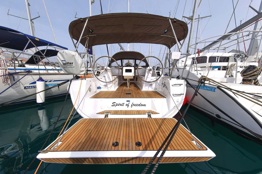 Photo #1 - Bavaria Cruiser 34 - 2 cab. (Spirit of Freedom) in Marina Polesana - 32731