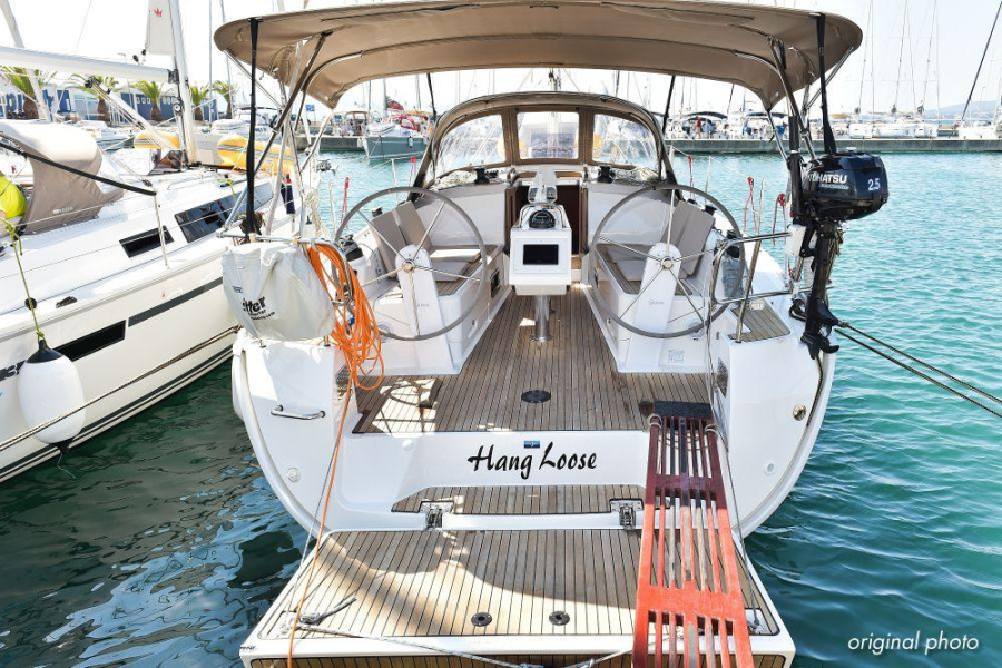 Photo #1 - Bavaria Cruiser 37 - 3 cab. (Hang Loose) in ACI Marina - 32735