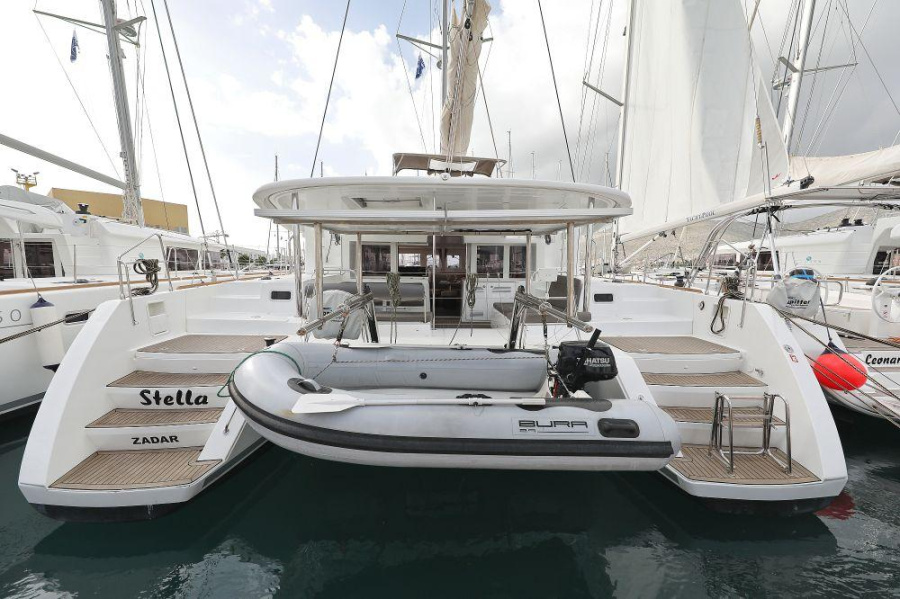 Photo #1 - Lagoon 450 F - 4 + 2 cab. (Stella) in Marina Hramina - 33096