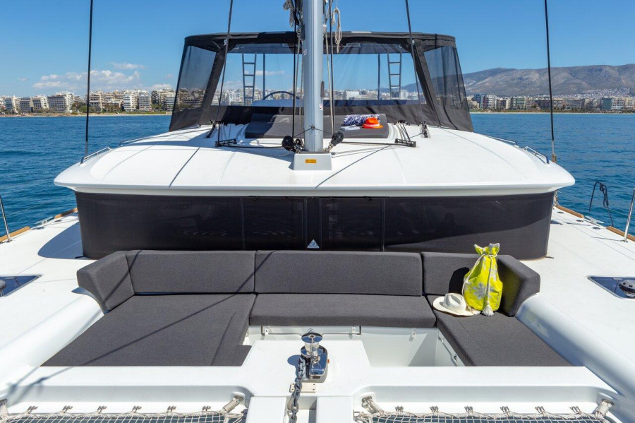 Photo #1 - Lagoon 450 - 4 + 2 cab. (Medousa) in - Olympic Marine - 33120