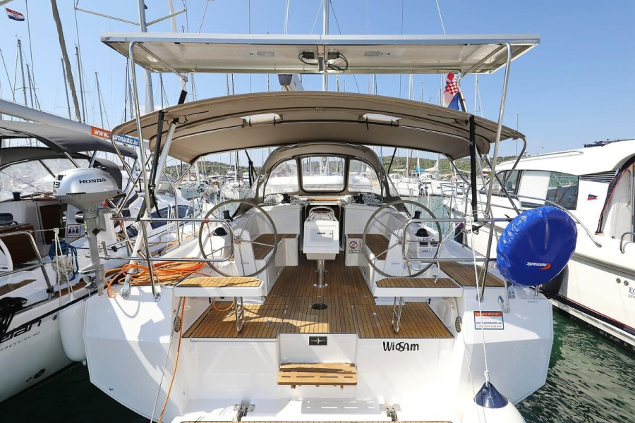 Photo #1 - Bavaria C38 (WioSam) en Marina - 33516