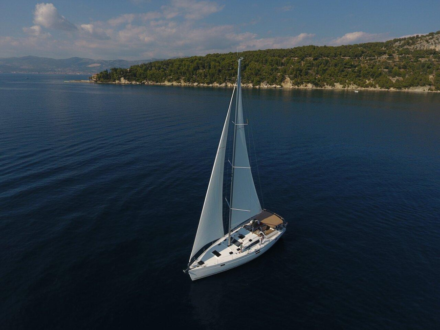 Photo #1 - Elan Impression 50 - 5 + 1 cab. (Lena) en ACI Marina - 33720