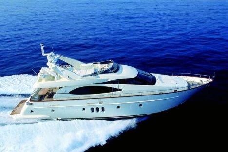 Photo #1 - Azimut 74 Fly - 3 + 1 cab. (Estia Zeus) en Athens, Agios Kosmas marina - 33796