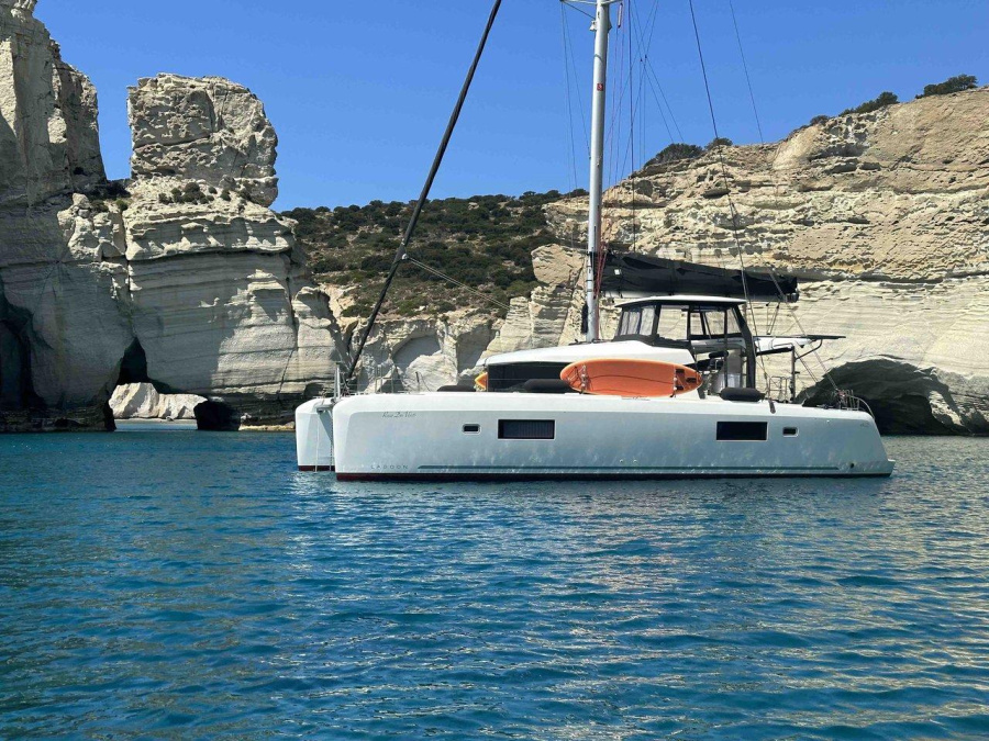 Photo #1 - Lagoon 42 - 4 + 1 cab. (Rosa Dei Venti) in  - 33829