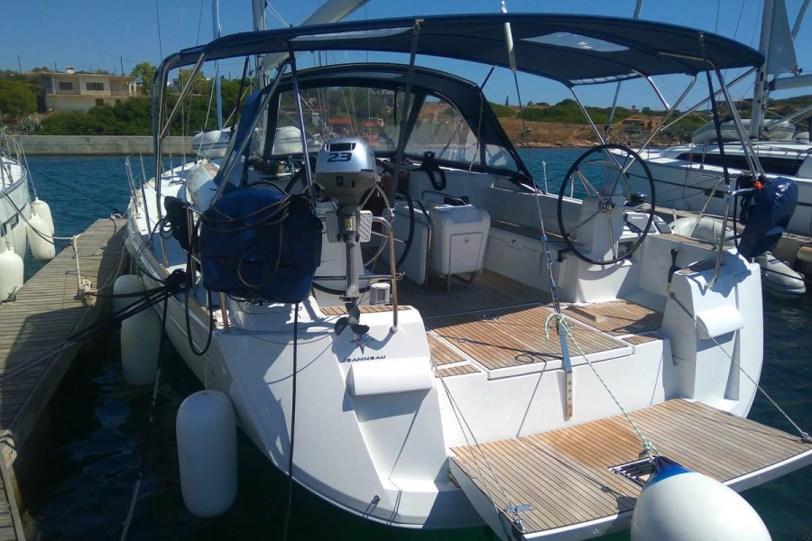 Photo #1 - Sun Odyssey 519 - 4 + 1 cab. (Belle Epoque) en Athens, Agios Kosmas marina - 34023