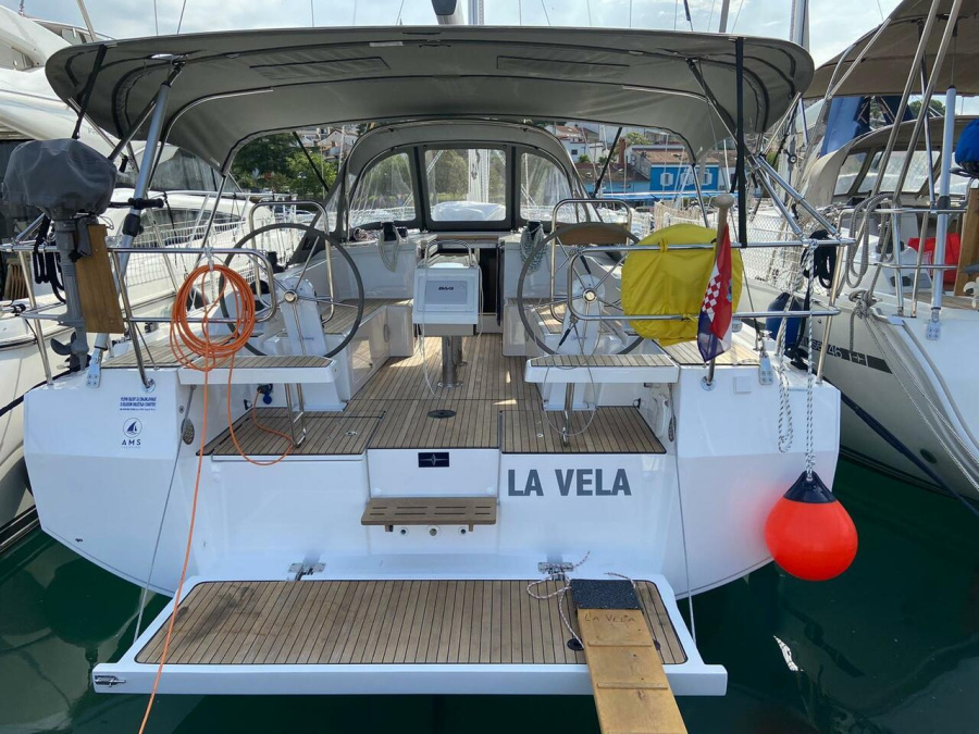 Photo #1 - Bavaria C38 (La Vela) en Marina - 34050