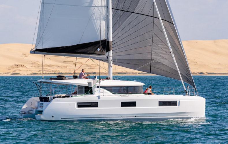 Photo #1 - Lagoon 46 - 4 + 2 cab. (Myelli) en BVI, Tortola, Ritter House Marina - 34151