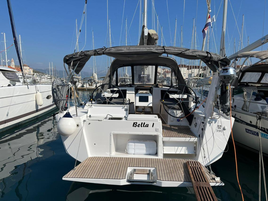 Photo #1 - Dufour 390 (Bella I) en Marina Kornati - 34179