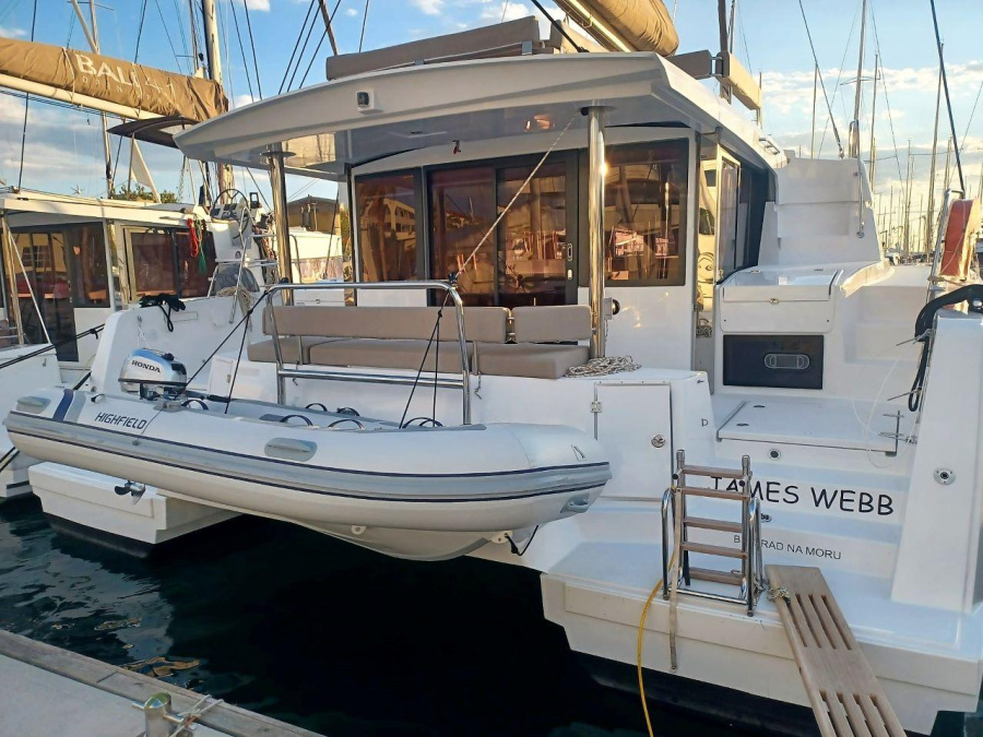 Photo #1 - Bali 4.4 - 4 + 2 cab. (James Webb) en Marina (ex.SCT) - 34251