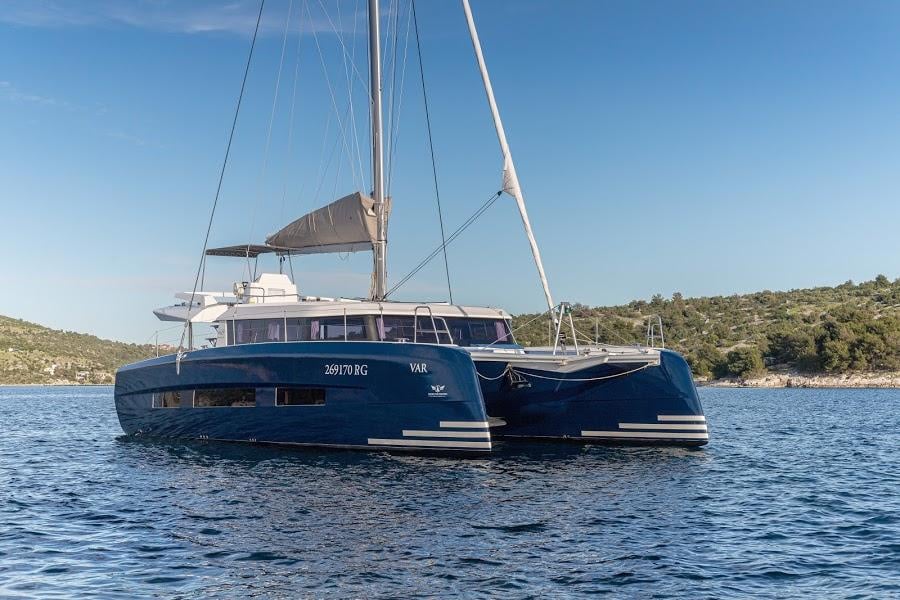 Photo #1 - Dufour 48 Catamaran - 5 + 1 cab. (Roy) in Marina Kremik - 34343
