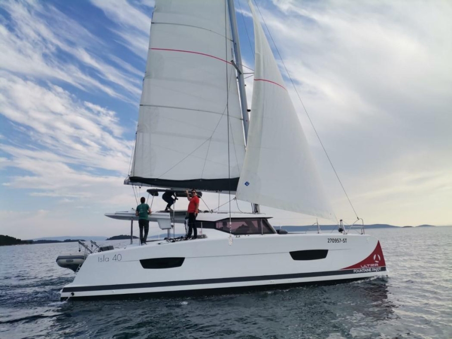 Photo #1 - Fountaine Pajot Isla 40 - 4 + 1 cab. (Sailor Venus) in Komolac, ACI Marina - 34352