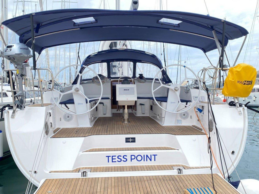 Photo #1 - Bavaria Cruiser 46 - 4 cab. (Tess Point) en ACI Marina - 34373