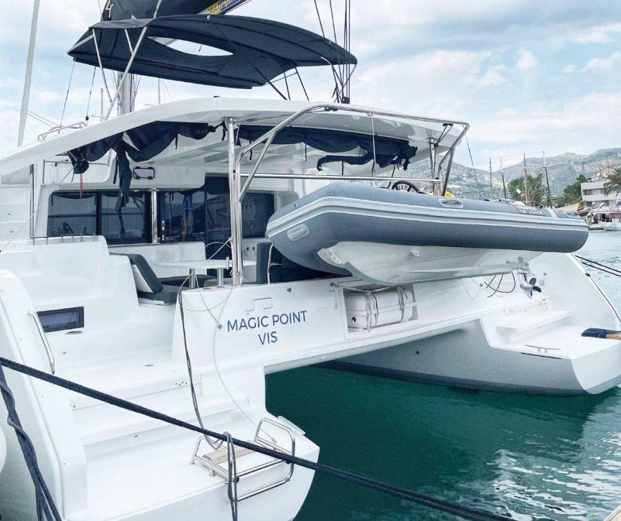 Photo #1 - Lagoon 46 - 4 + 2 cab. (Magic Point) in ACI Marina - 34376