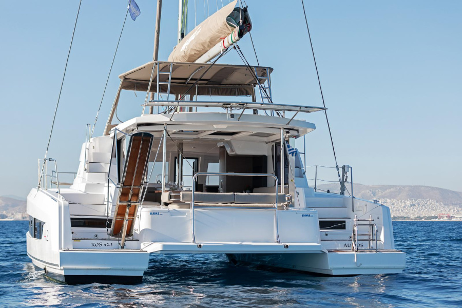 Photo #1 - Bali 4.2 (Kos 42.5) in Marina - 34516