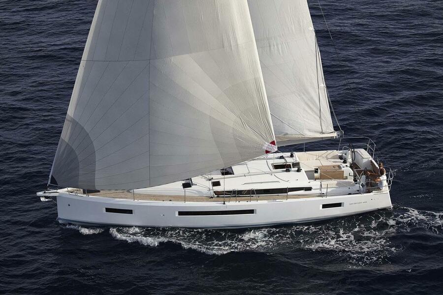Photo #1 - Sun Odyssey 490 - 4 + 1 cab. (Bellatrix) in Main Port - 34535