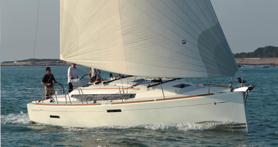 Photo #1 - Sun Odyssey 379 - 2 cab. (b'elli) en Corfu, Gouvia Marina - 34584