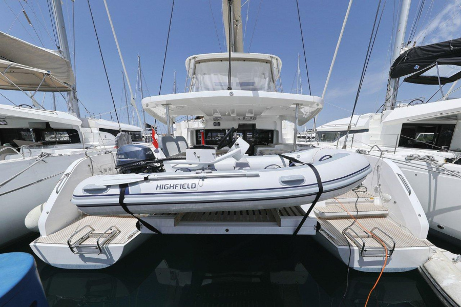 Photo #1 - Lagoon 46 - 4 + 2 cab. (White Pearl) in D-Marin Dalmacija Marina - 34648