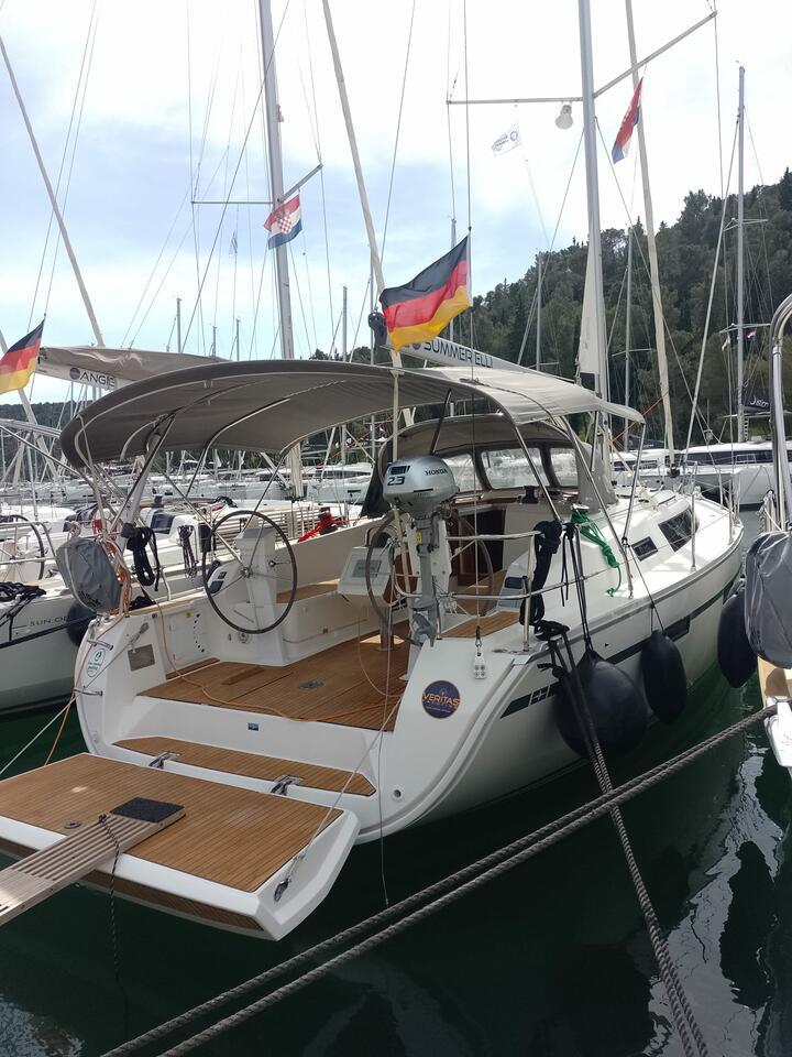 Photo #1 - Bavaria Cruiser 41 - 3 cab. (Summer elli) in ACI Marina Skradin - 34761