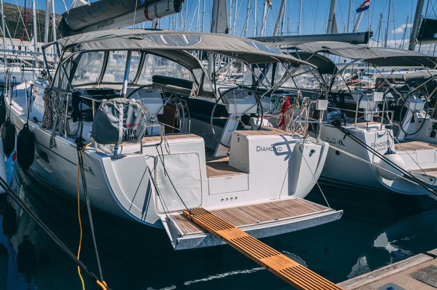 Photo #1 - Hanse 455 (Diamond) en Yachtclub Seget (Marina Baotić) - 34775