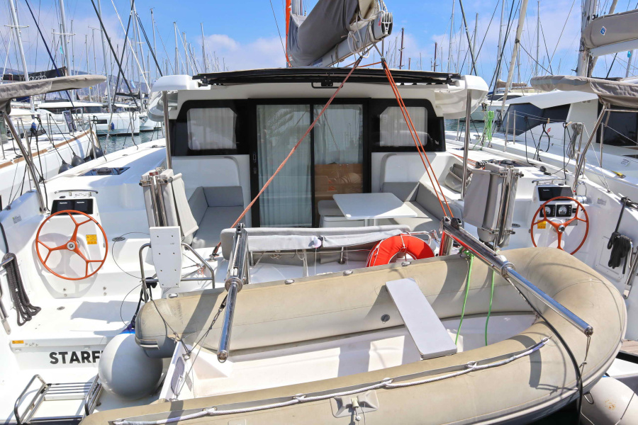 Photo #1 - Excess 11 - 4 + 1 + 1 cab. (CLASS-) in Alimos marina - 35114