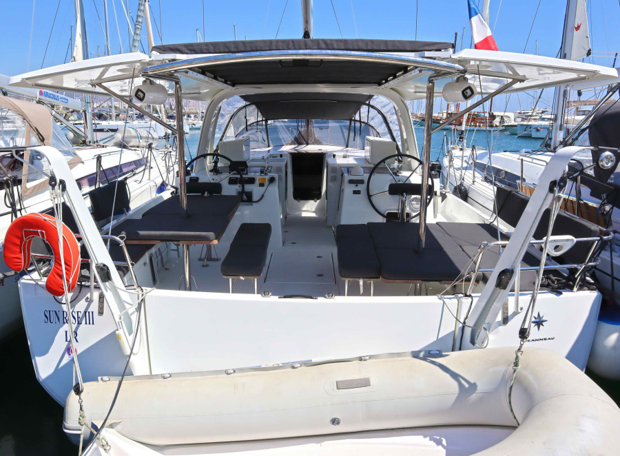 Photo #1 - Sun Loft 47 - 6 + 1 cab. (CLASS+) in  - 35277