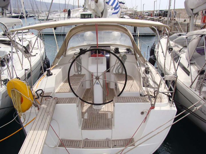Photo #1 - Hanse 325 (Selini) in Athens, Alimos marina - 35331